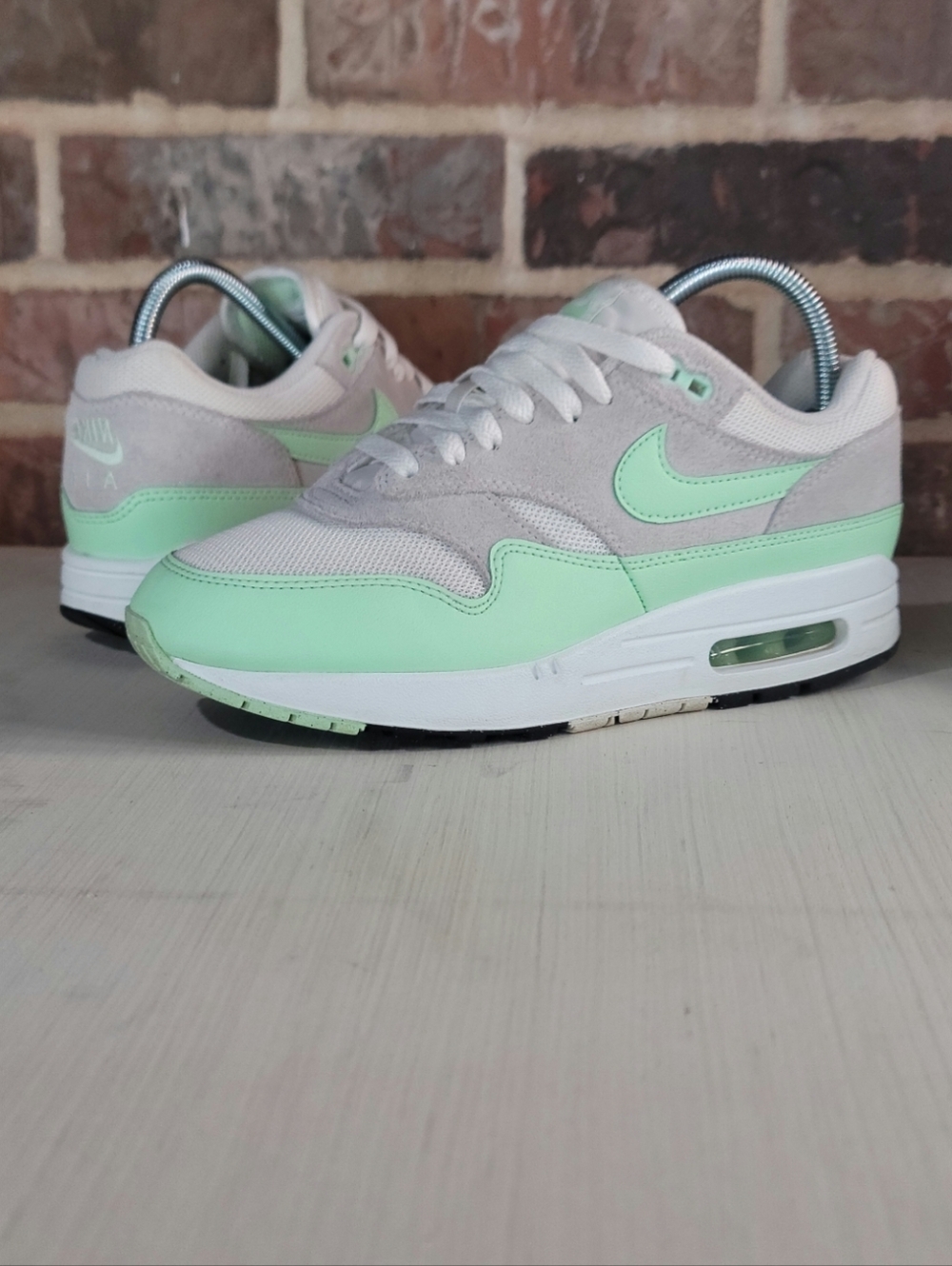 Nike Air Max 1  "Vapor Green" (Mens 6.5 Wmns 8) Same Day Shipping